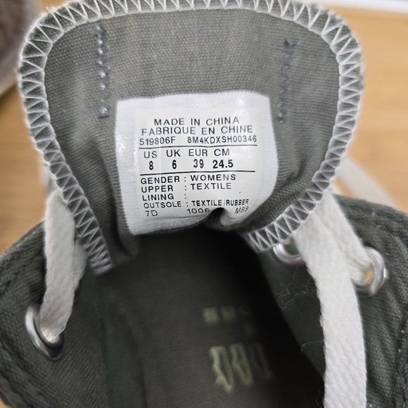 Converse Plaid Low-Top Sneakers - Picture 12 of 13